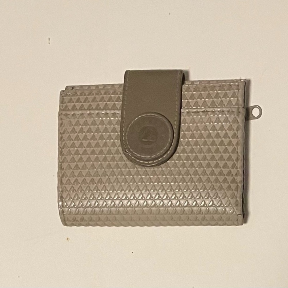 Adorable small wallet